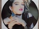 Madonna Holiday 12