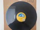 AFRICAN    78 RPM SHELLAC RECORD   LISTEN   A 552 folk guitar