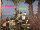 LOS TIBURONES DE AYER A HOY LP RARE LATIN PRIVATE VINYL RECORD SIGNED  VG