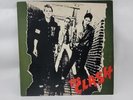 THE CLASH DEBUT UK 1977 VINYL LP CBS 82000 A6/B6 PUNK Vintage Great Audio