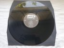 KISS  CREATURES OF THE NIGHT   Original UK Press LP   MINT- *STUNNING*