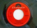 THE CARROLLS = SURRENDER YOUR LOVE / THE FOLK I LOVE  - POLYDOR 1966 EX. VINYL