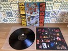 LP VINYL ALBUM GUNS N' ROSES 