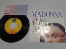 Madonna autograph 45t vinyle WHO's THAT GIRL signed live ticket concert 2008 SDF