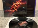 Paul Simon – So Beautiful Or So What ; 2011 HEAR MUSIC LP SHRINK EX