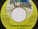 45 REGGAE / DENNIS BROWN / MUSICAL HEATWAVE / MOVE & GROOVE / LISTEN