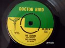 THE FUGITIVES WITH JOE JOE  -  THE LECTURE  (ROCKSTEADY)  45
