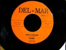 The VIKONS Rare Bluesy Doo Wop 45 SHE's A WALKING / HERE SHE COMES  DEL-MAR VG+