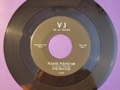 THE BEATLES US 45 VEE JAY VJ 581 PLEASE PLEASE ME / FROM ME TO YOU  581.06