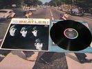 MEET THE BEATLES ORIGINAL 1964 STEREO 1ST PRESSING & POSTER EXCELLENT