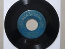 PHIL HARRIS AIN'T NOBODY HERE BUT US CHICKENS/WOODMAN, VINYL 45 RCA VG 12-155