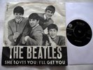 THE BEATLES   SHE LOVES YOU ** 1963 Denmark PARLOPHONE 7