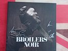 Broilers Noir Mit Unterschrift Und Verpackt