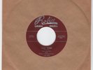 '53 R&B/DooWop VELVETS They Tried/She's Gotta Grin RED ROBIN 120 M- HEAR