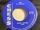 MUDDY WATERS-CHESS 1680-EVIL/I LIVE THE LIFE I LOVE-CHICAGO BLUES 45 1957