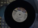 KISS ROCKET RIDE 1977 HONG KONG UK 7  inch  VINYL SINGLE EX