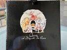 QUEEN LP A DAY AT THE RACES P858