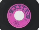 ROCKABILLY 45  - SURF RIDERS  -  I'M OUT  /  ROCKO SOCO  - HEAR -  1958 NASCO