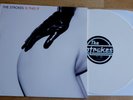The Strokes - Is This It - White Vinyl LP. Rough Trade. 2020 Reissue. EX/EX.