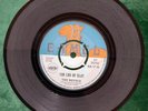 THE SCORCHERS   HOLD ON TIGHT /ROYALS   100 LBS OF CLAY ** 1969 UK Pama CAMEL 7