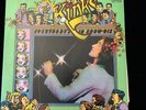 THE KINKS EVERYBODY'S IN SHOW BIZ VINYL LP