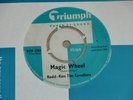 RODD-KEN THE CAVALIERS. MAGIC WHEEL. TRIUMPH RGM 1001 (SUPER TRACK)