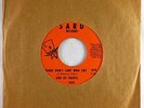 Funk Soul 45 - Out Of Sights - Tears Don't Care Who Cry - Saru - VG++