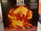 LP KISS THE ORIGINALS - 1976 PRESSING THREE ALBUMS W/16 PAGE BOOKLET