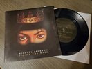 Michael Jackson ‎– Hollywood Tonight / Behind The Mask 2011, 7