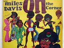MILES DAVIS ON THE CORNER CBS/SONY SOPL125 JAPAN VINYL LP