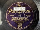 Louis Armstrong 78 Between The Devil And Sea / Kickin' The Gong 1932 R1170 #371