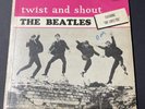 THE BEATLES ''Twist and Shout'' CANADA, CAPITOL 1964 T-6054) 1st Press LP Record