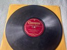 CHAMPION Record 78 rpm 15269 IM ON MY MERRY WAY / ROSY CHEEKS
