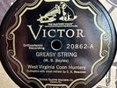WEST VIRGINIA COON HUNTERS VICTOR 20862 COUNTRY 78 rpm E- *HEAR*
