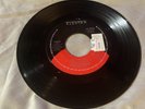 80's 45 RPM Vinyl Record TRACY CHAPMAN / Fast Car / Company Sleeve A