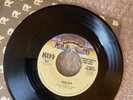 KISS VINYL 45 RARE RADIO PROMO / ARMY KIT -LOVE GUN NB895 DJ -AUCOIN