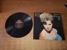 SIGNED/AUTHENTIC 1960s VG+ Sandy Posey – Born A Woman 4418 LP33