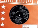 TMG 547  MIRACLES - GOING TO A GO-GO /CHOOSEY BEGGAR   1ST ISSUE  EX+