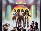 KISS   LOVE GUN - Vinyl Record LP - Casablanca NBLP 7507 VG+/EX