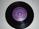 ELVIS PRESLEY  HOUND DOG  POP-249   GOLD LABEL IN EXCELLENT CONDITION