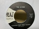 The Clydes Garage 45 RPM “Gonna Put You Down” / “She’ll Leave You” MAI 1011, VG+