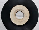 SLIM SMITH - KEEP THAT LIGHT / THE SUNNY SIDE OF THE SEA [ BLANK ] 7