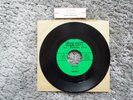 RARE DETROIT GARAGE-HIDEOUT 1004-UNDERDOGS-LITTLE GIRL-45-NEAR MINT MINUS VINYL
