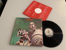 QUEEN..NEWS OF THE WORLD...RARE UK FIRST ISSUE ALBUM + INNER...EMI..EMA 784