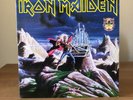# Iron Maiden - RUNNING FREE/RUN TO THE HILLS - Italy 1990 EX+/EX+ (D) LP-R01503