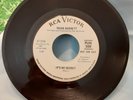 Susan Barrett - It's No Secret/What's it Gonna Be 45 rpm vinyl - See pictures