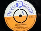 Freddie Notes & The Rudies - Down on the Fram (Trojan TR-7734) REGGAE 45