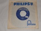 KIKI DEE - Why Don't I Run Away From You / Small Town - Fontana TF669 - 1966