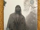TAYLOR SWIFT FOLKLORE 