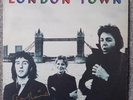 Denny Laine SIGNED Wings London Town Album Cover Vinyl Record Paul McCartney '76